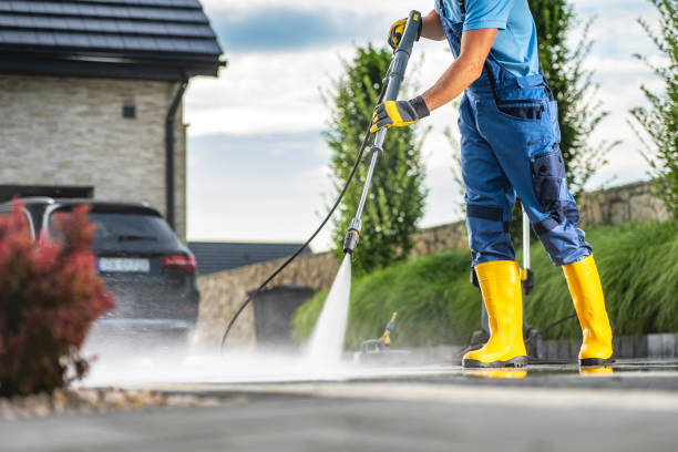 Best Driveway Pressure Washing  in Sanatoga, PA
